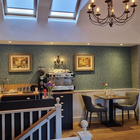 White Horse Inn & Restaurant Stoke Albany Экстерьер фото