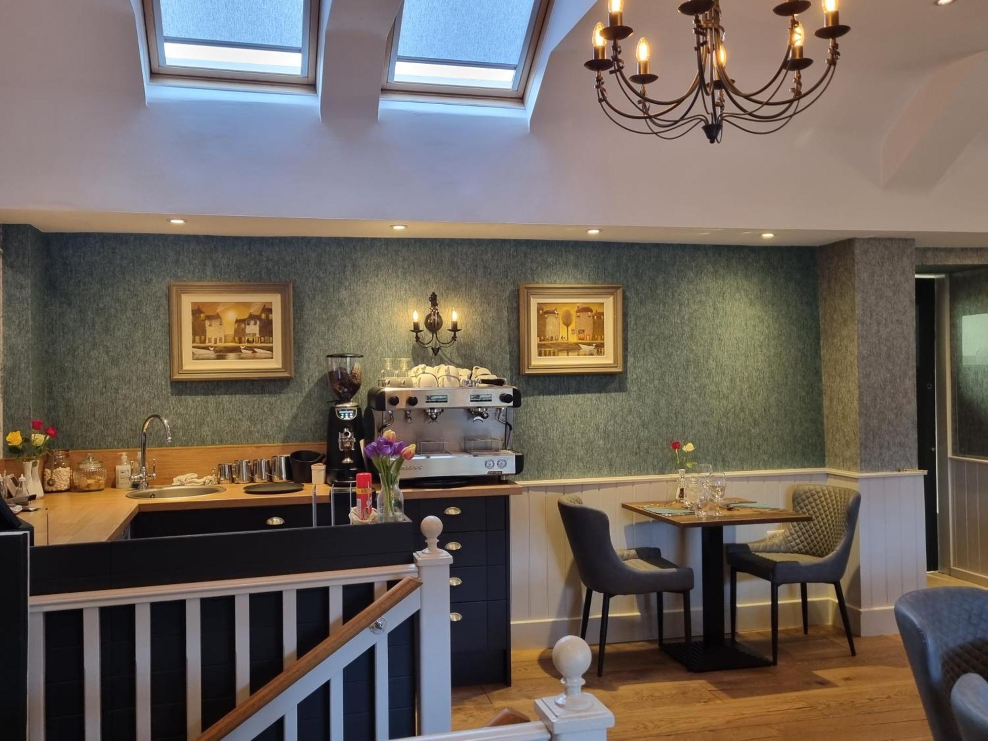 White Horse Inn & Restaurant Stoke Albany Экстерьер фото