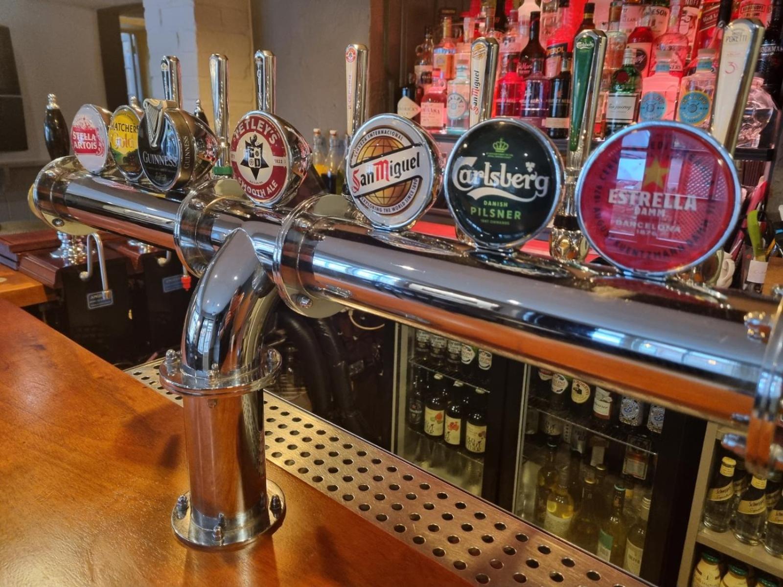 White Horse Inn & Restaurant Stoke Albany Экстерьер фото